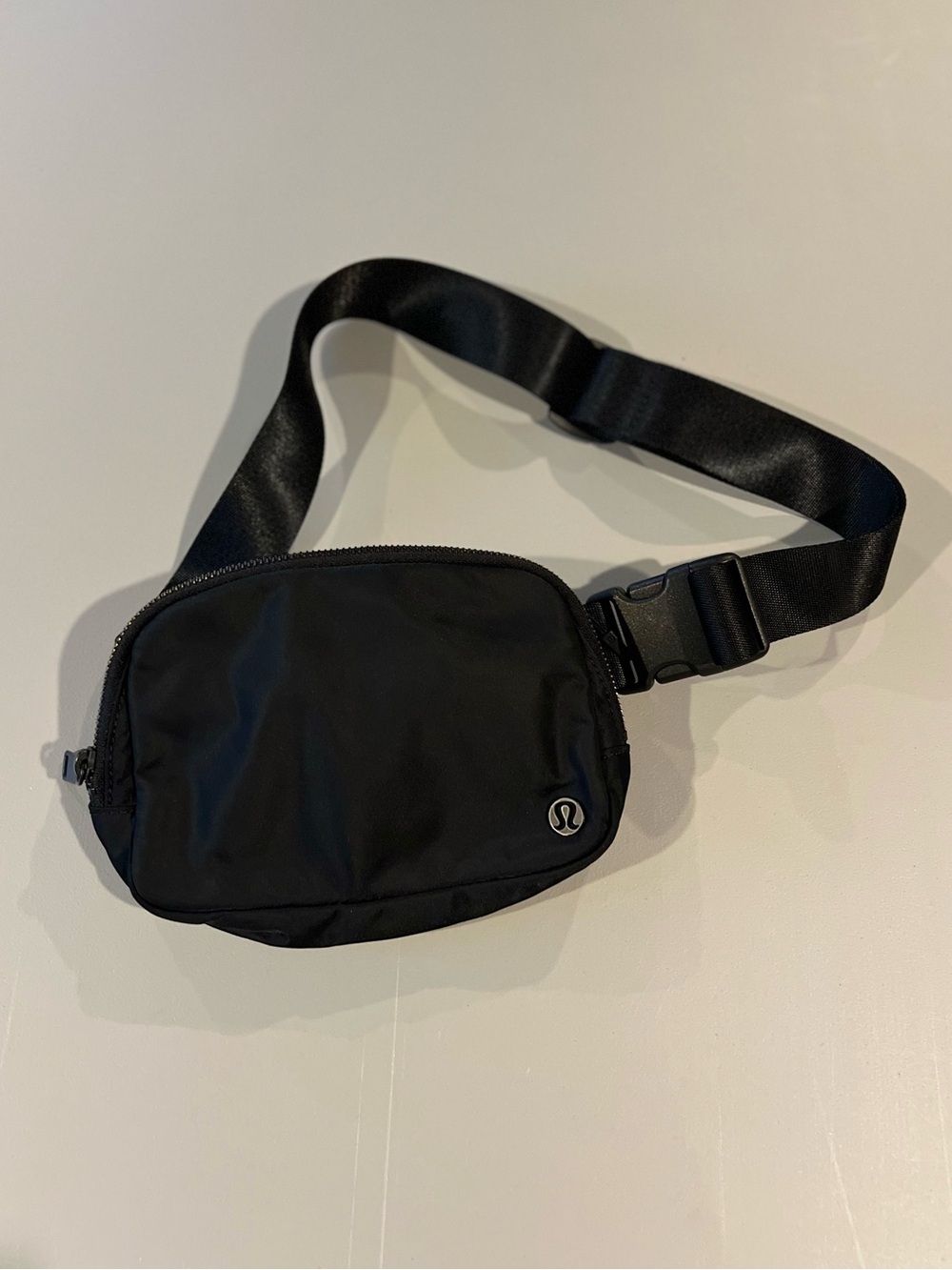 Lululemon Black Belt Bag 1L
